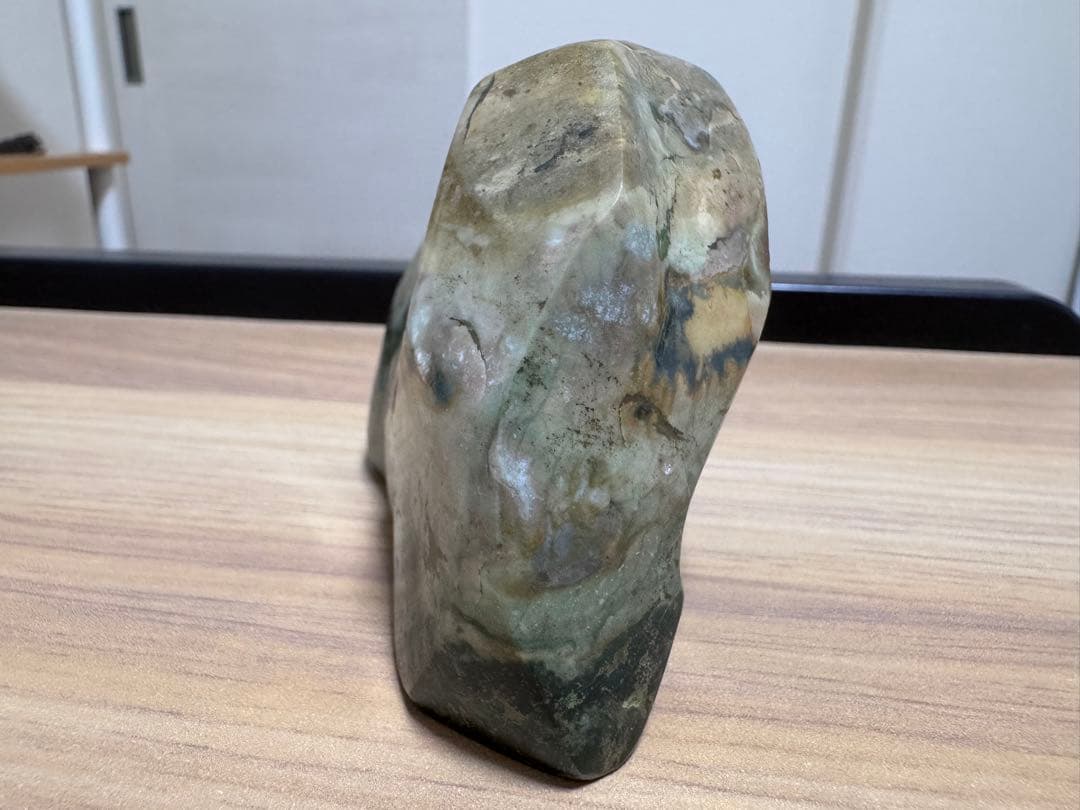 出雲石 鑑賞石 天然石 五色石 赤石 黄石 緑石 鉱物 鉱石 水石