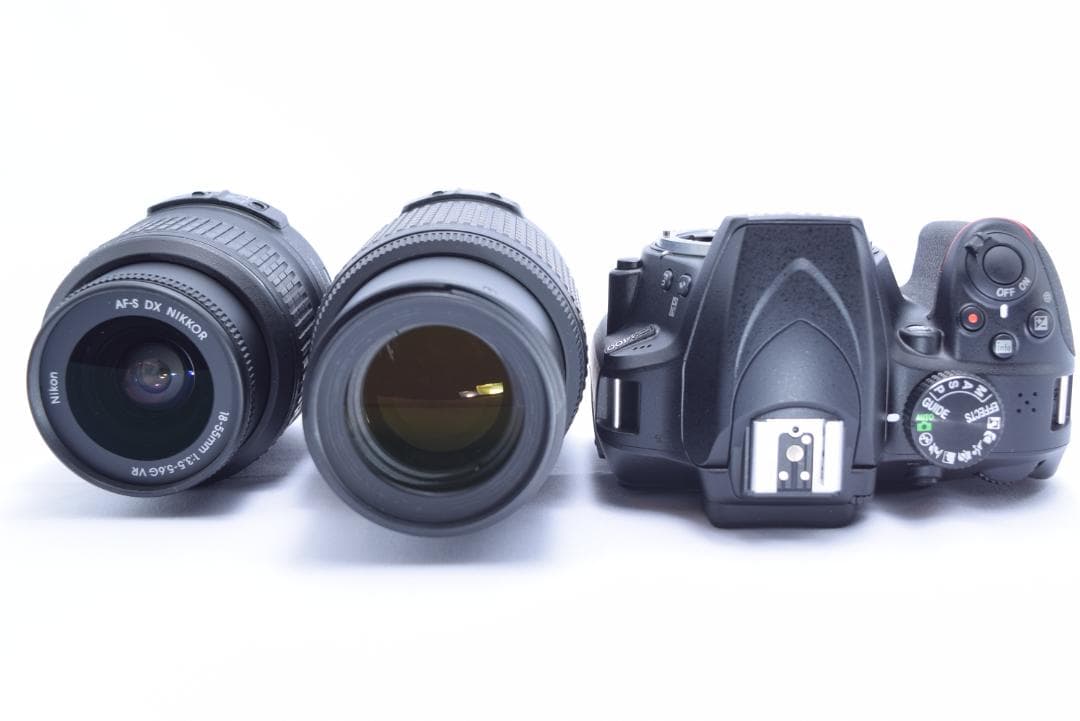 ②Nikon D3400 デジタル一眼レフ　Wレンズセット　手振れ補正レンズ付き