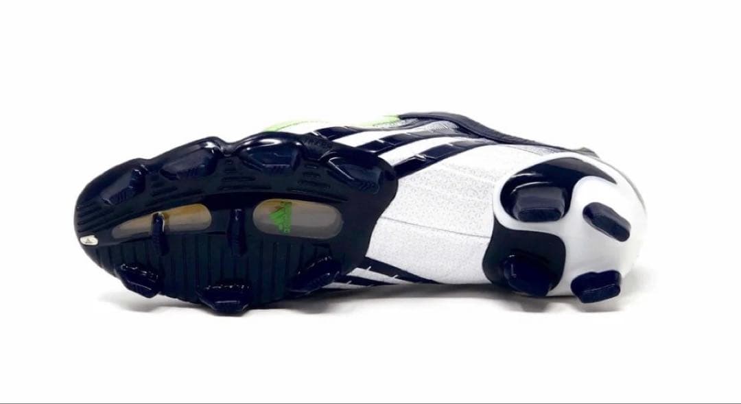 27センチ　アディダス プレデターパワースワーブ TRX FG サッカースパイク