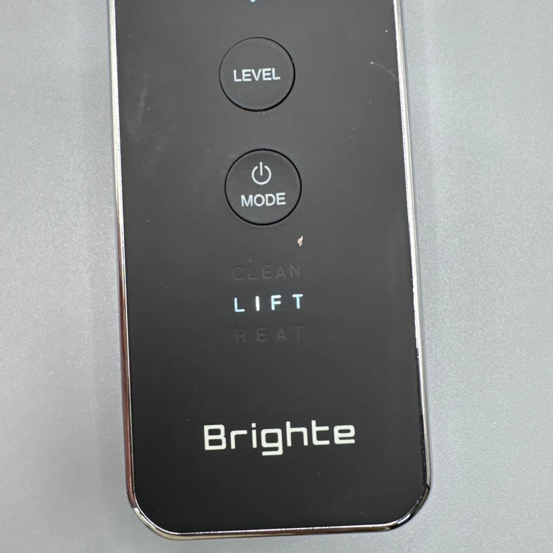 M1382 Brighte ブライト ELEKILIFT エレキリフト 美顔器