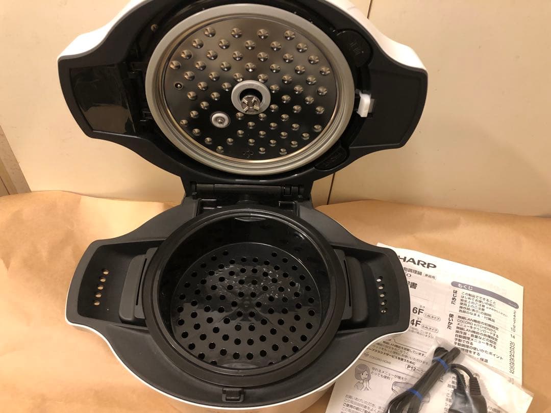 未使用展示品　シャープ ヘルシオ ホットクック KN-HW16F