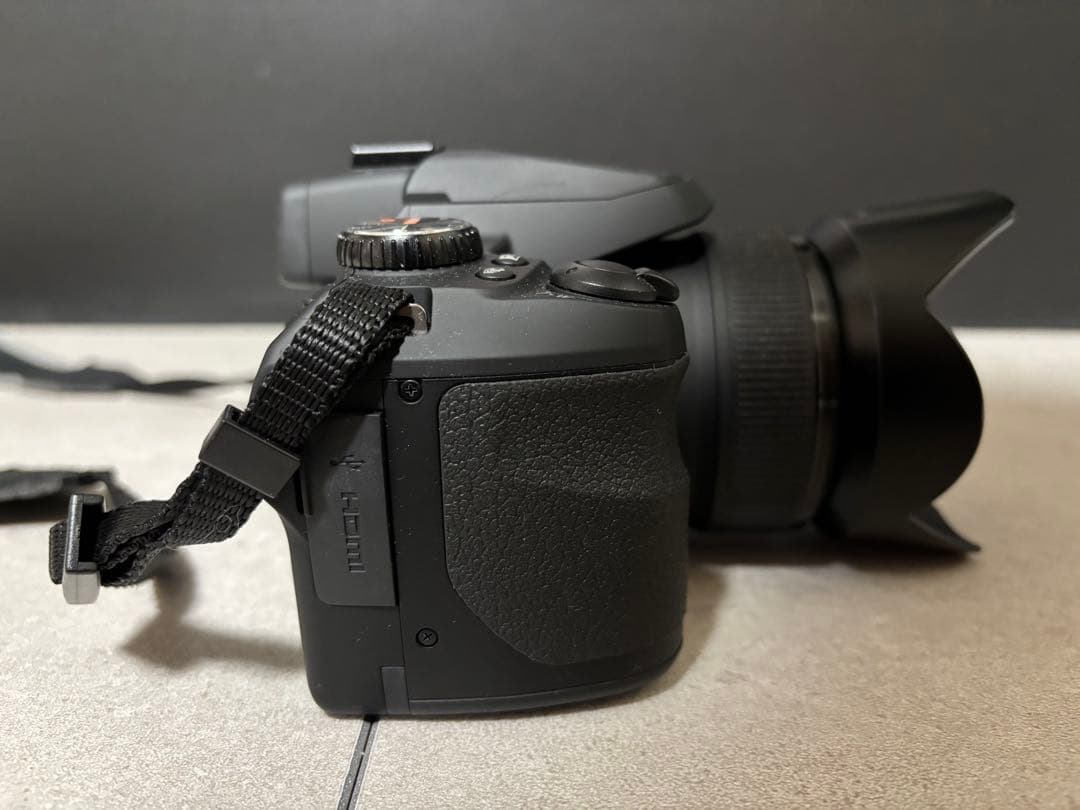 デジタルカメラ FUJIFILM FINEPIX S1