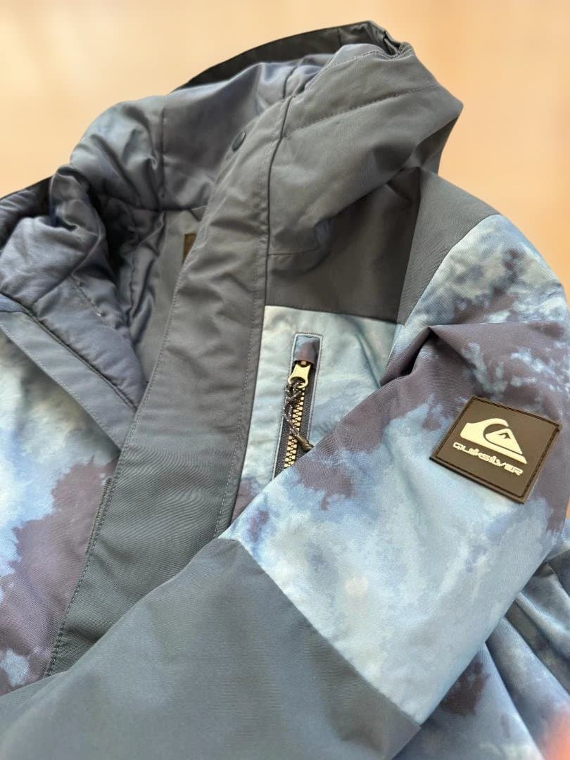 Quiksilver 子ども用スノーボードウェアセット