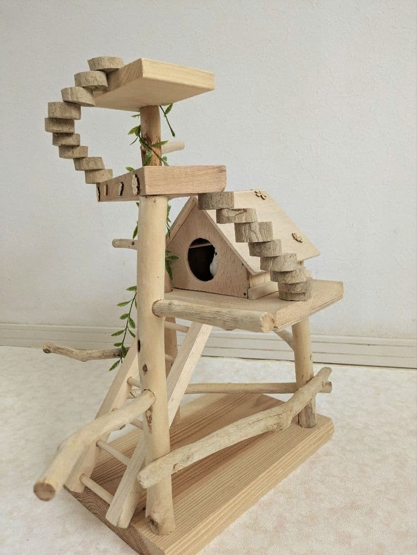 バードアスレチック66流木 バードジム　バードトイ　螺旋階段を登って