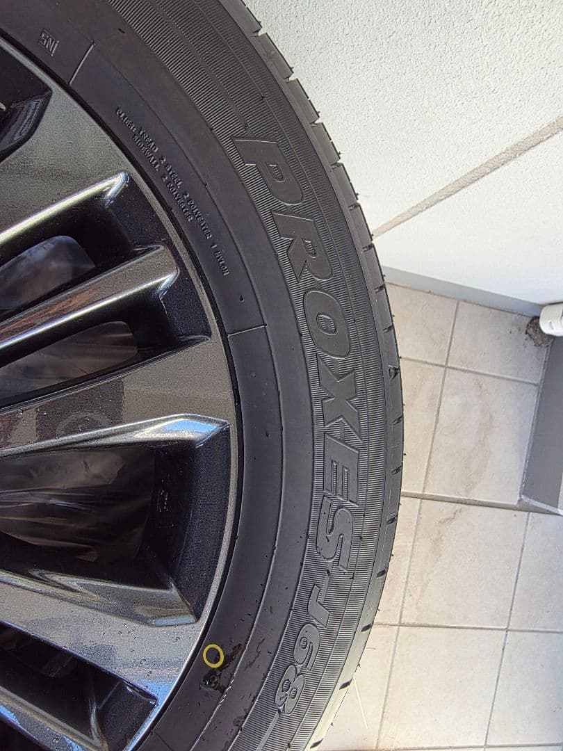 510 ヴォクシー90系 205/60R16 純正タイヤホイールセット