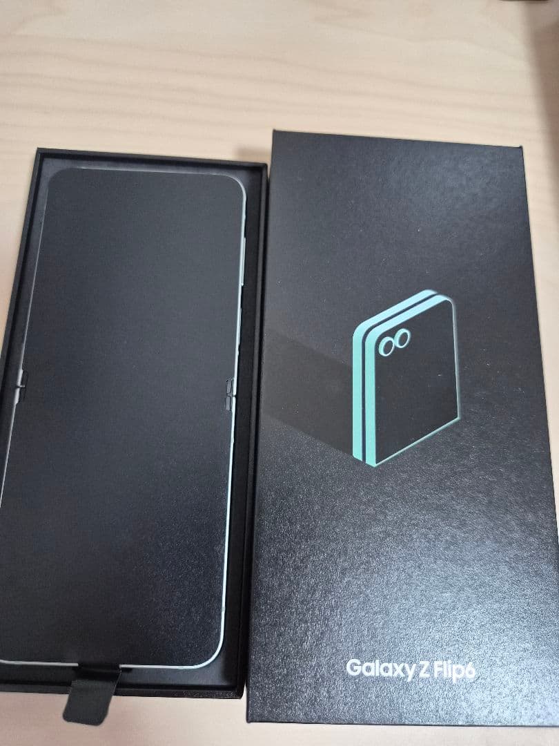 Galaxy ZFlip6 256GB ミント 韓国版 SIMフリー