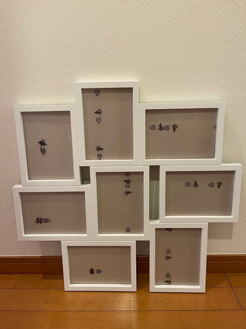 ★最終値下★  透明アクリルポスターフレーム4つ&白い写真フレーム1つまとめ売り