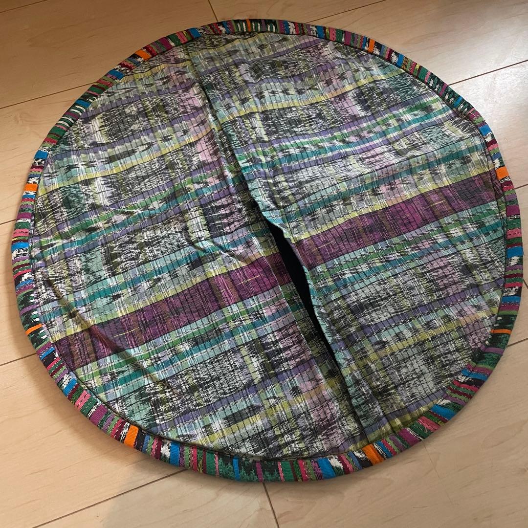 グアテマラ　刺繍　クッションカバー　② 丸　円形