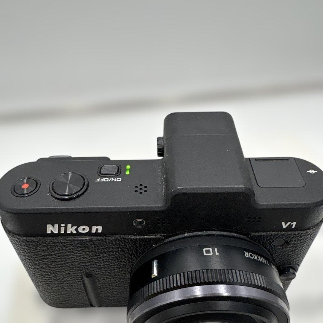 美品　Nikon 1 V1 10mmレンズキット