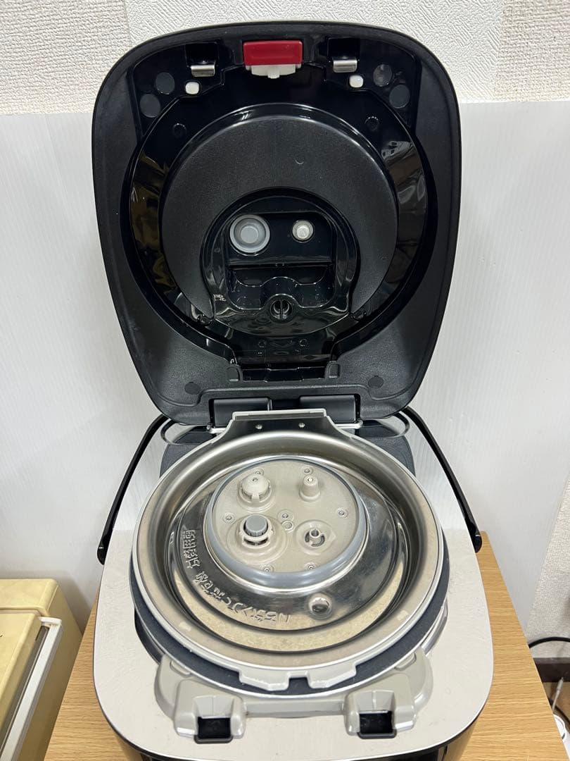 Panasonic 可変圧力IHジャー炊飯器 SR-PA109 2020年製