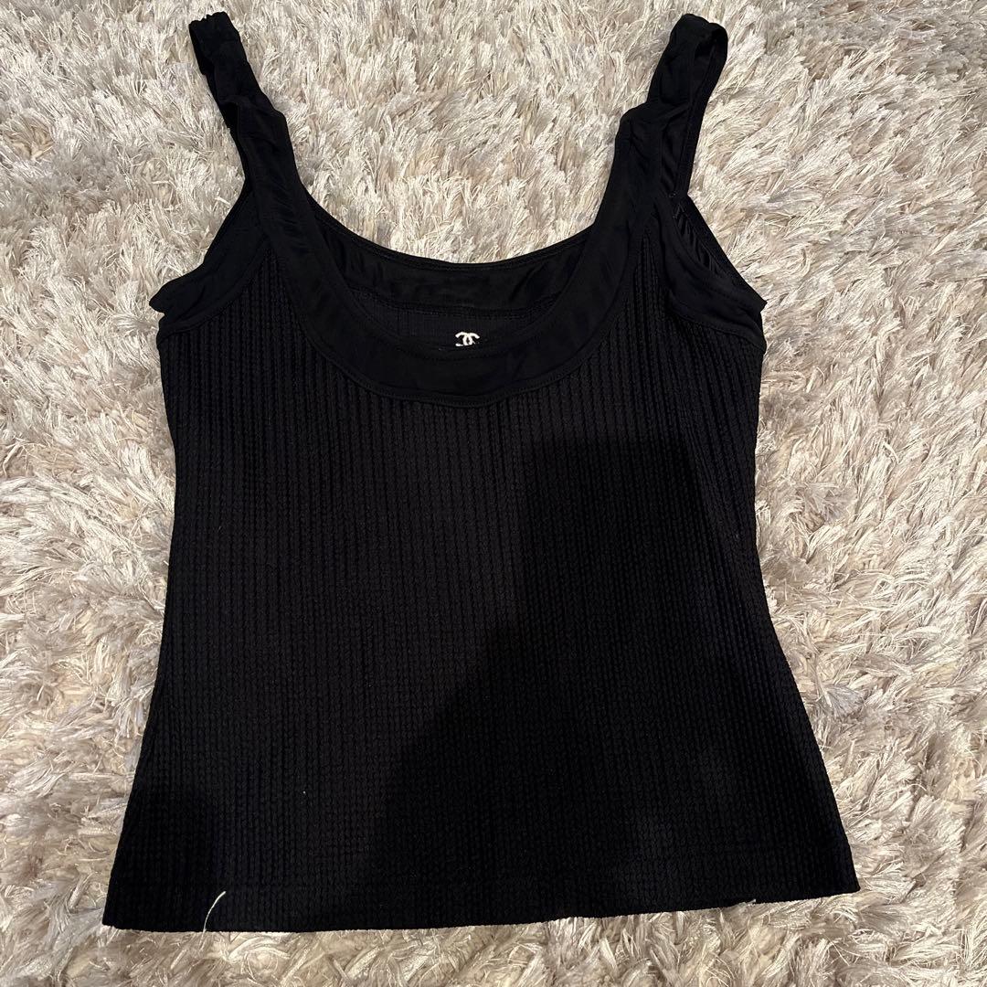 【14万円購入】CHANEL 黒 リブ編みキャミソール