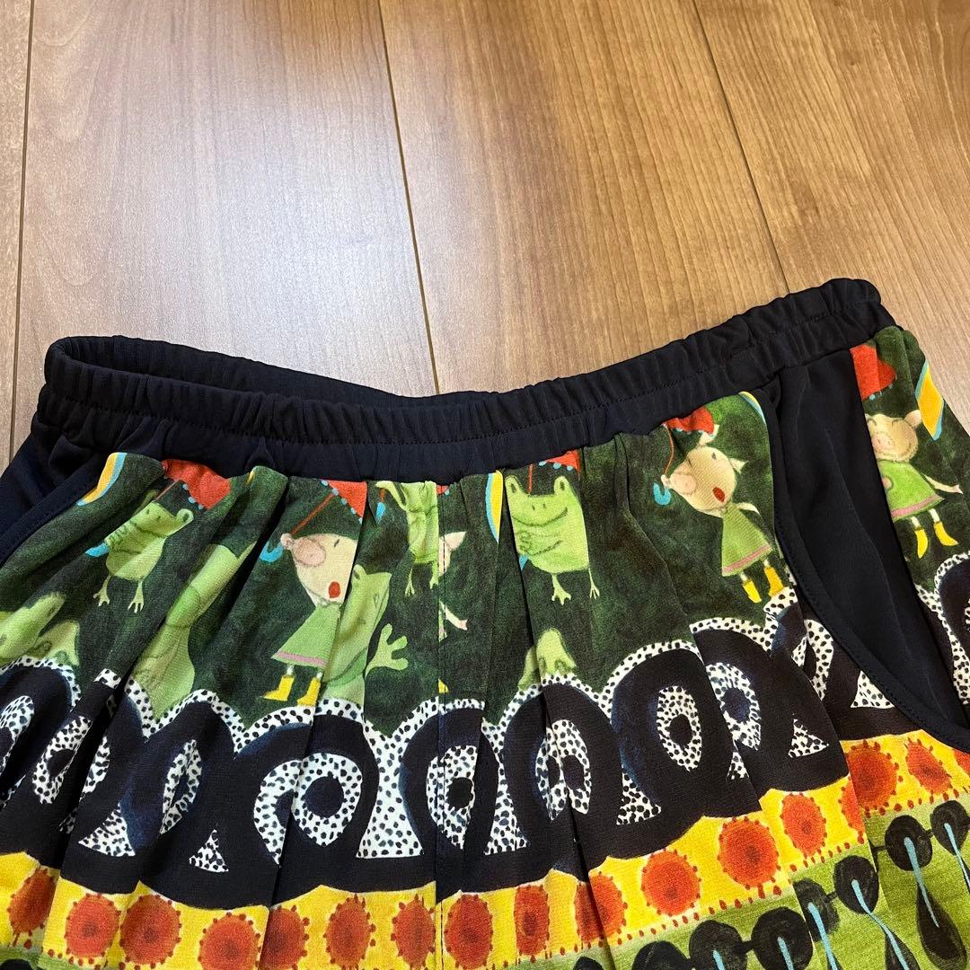 小*️様 【美品】OLLEBOREBLA アルベロベロ　ガウチョパンツ　雨の日の