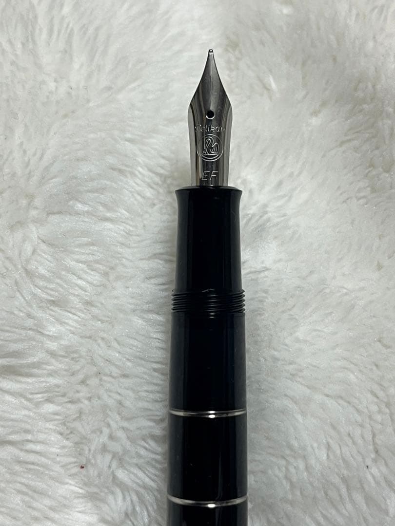 ☆新品未使用 ペリカン 万年筆 クラシック M215 ブラック ニブEF 極細☆