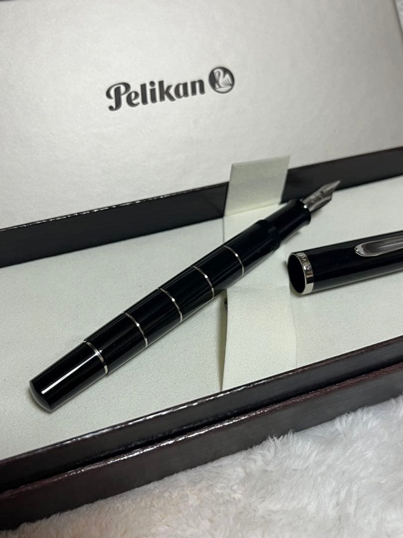 ☆新品未使用 ペリカン 万年筆 クラシック M215 ブラック ニブEF 極細☆