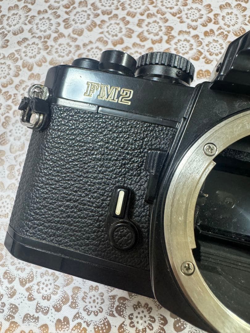 ニコン　Nikon New FM2 ボディ フィルムカメラ