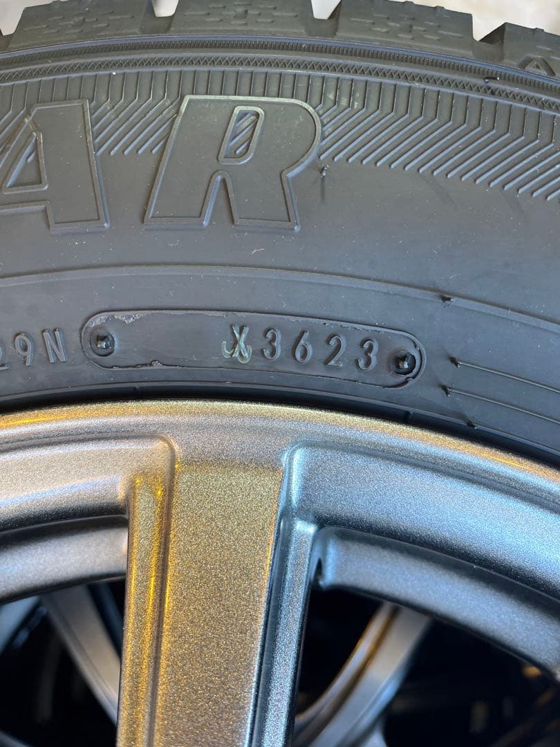 195/65r15 スタッドレスタイヤ