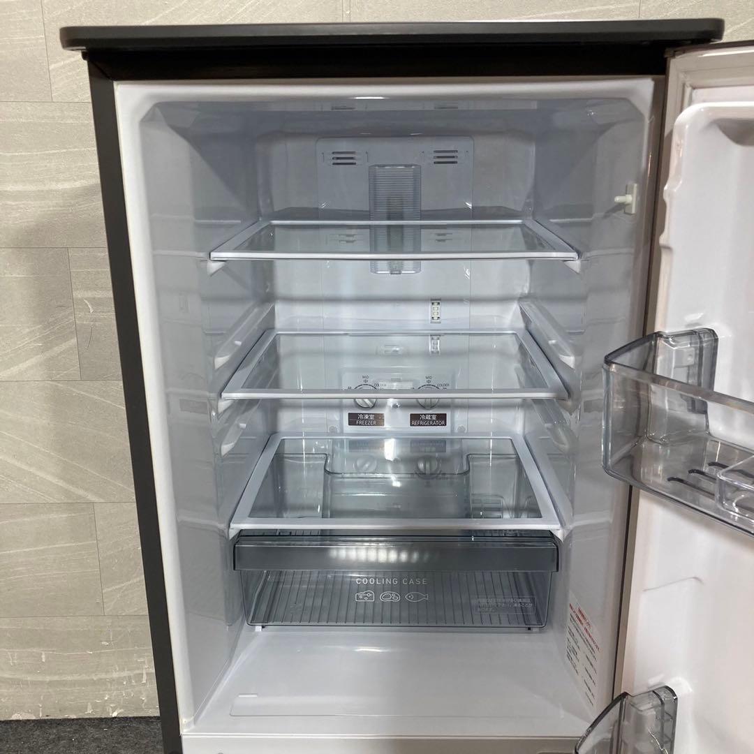 三菱 冷蔵庫 MR-P15G 146L 高年式 一人暮らし 単身用 d4738