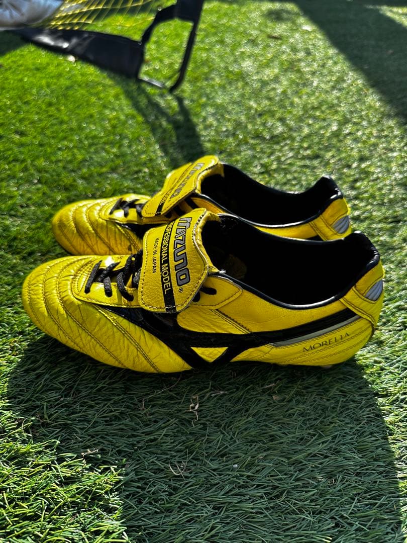 ミズノ　モレリア2 30周年モデル　26.0㎝