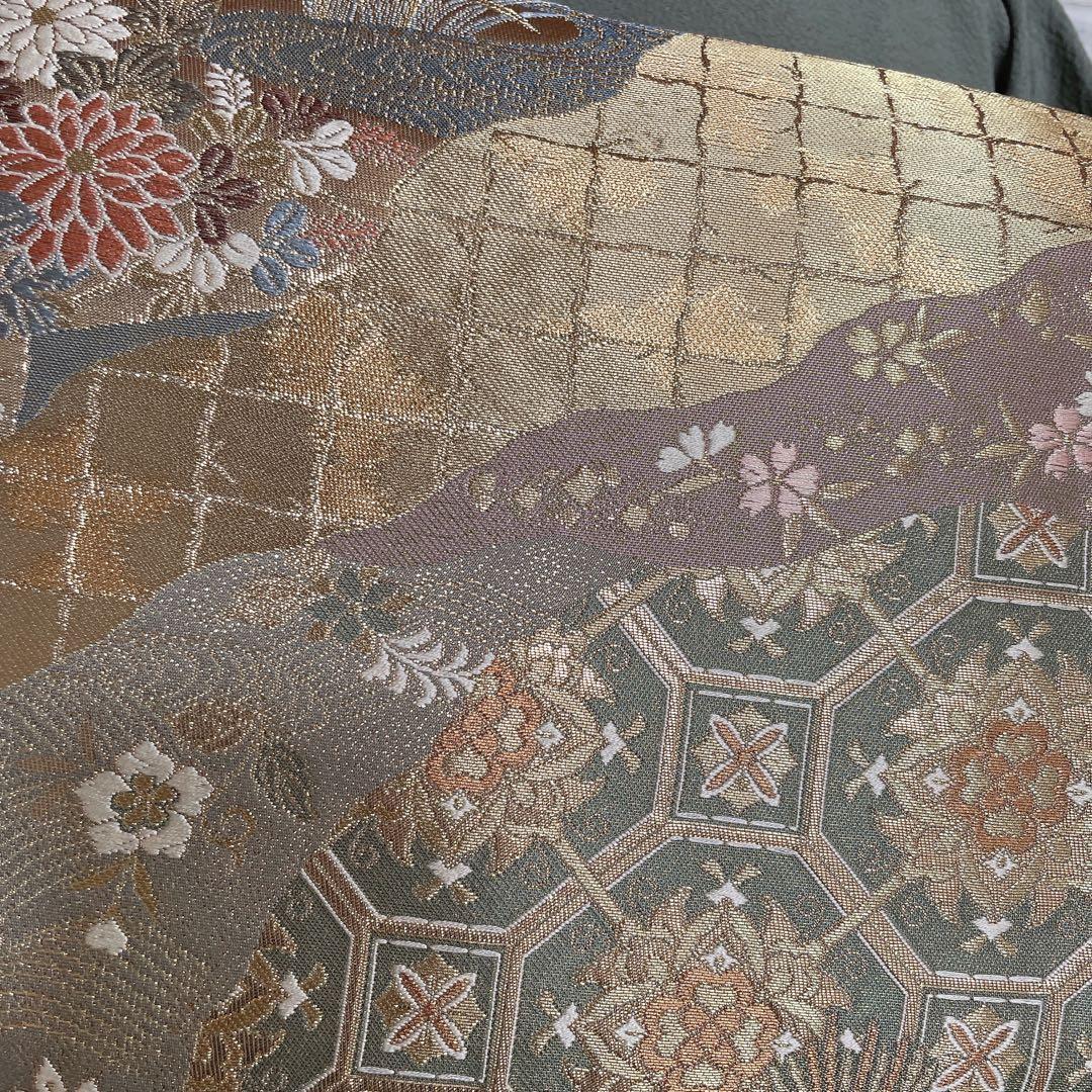 色無地　フルセット　藤紋　シンプル　礼装　カジュアル　着物　P3