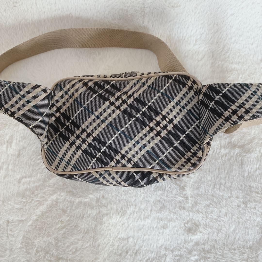 バーバリーブルーレーベル チェック柄 ボディバッグ ウエストポーチ ベージュ系