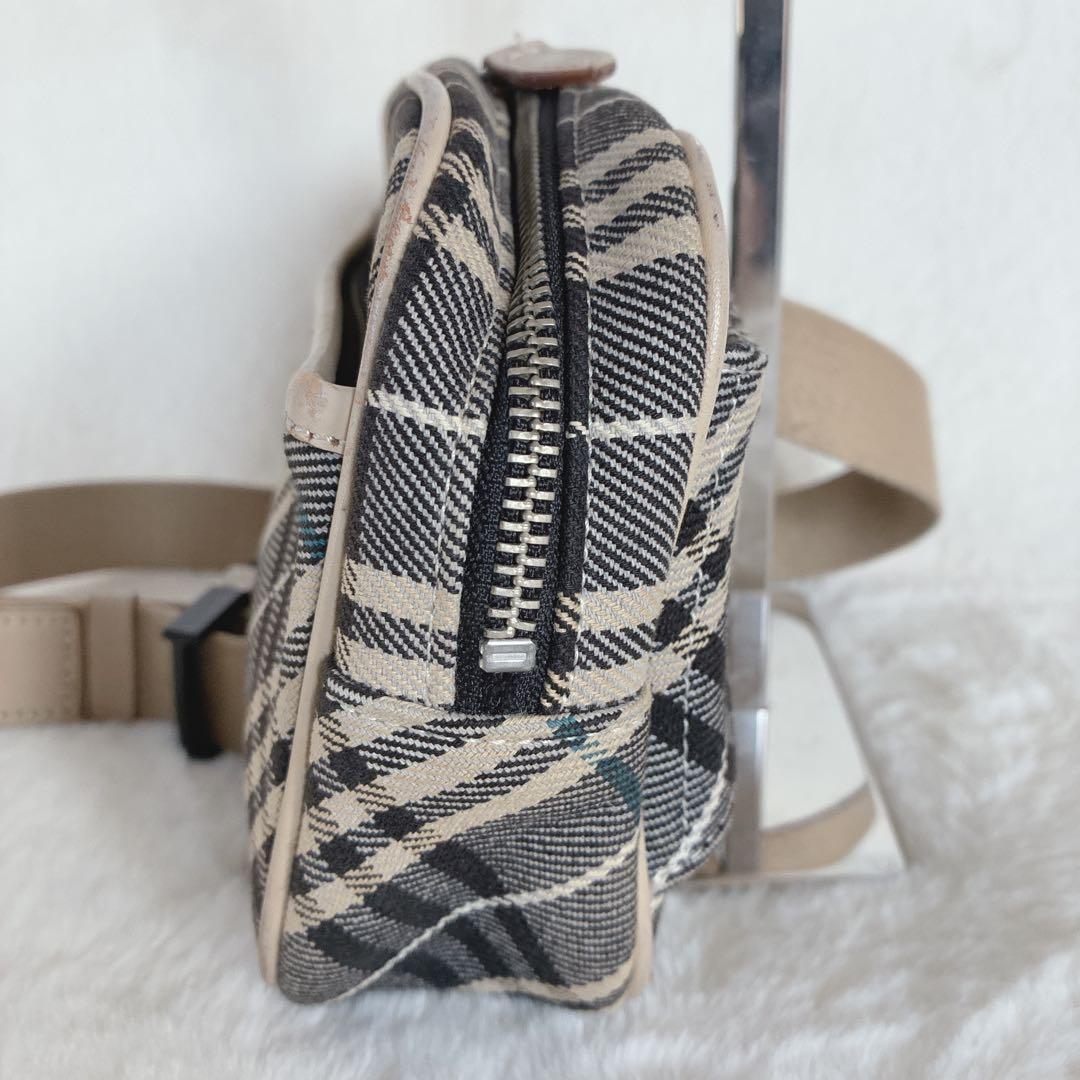 バーバリーブルーレーベル チェック柄 ボディバッグ ウエストポーチ ベージュ系