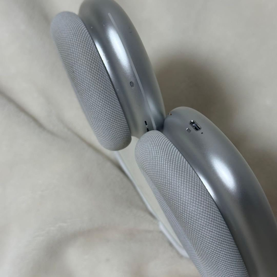 【美品】AirPods Max シルバー正規品付属ケース付きノイズキャンセリング