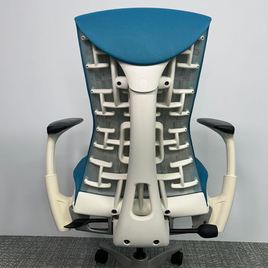 I エンボディチェア ハーマンミラー ホワイト Embody ブルー系