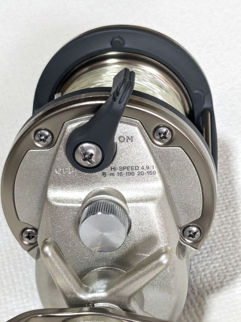 【未使用品に近い】DAIWA ダイワ SEALINE 石鯛 X40Hベイトリール