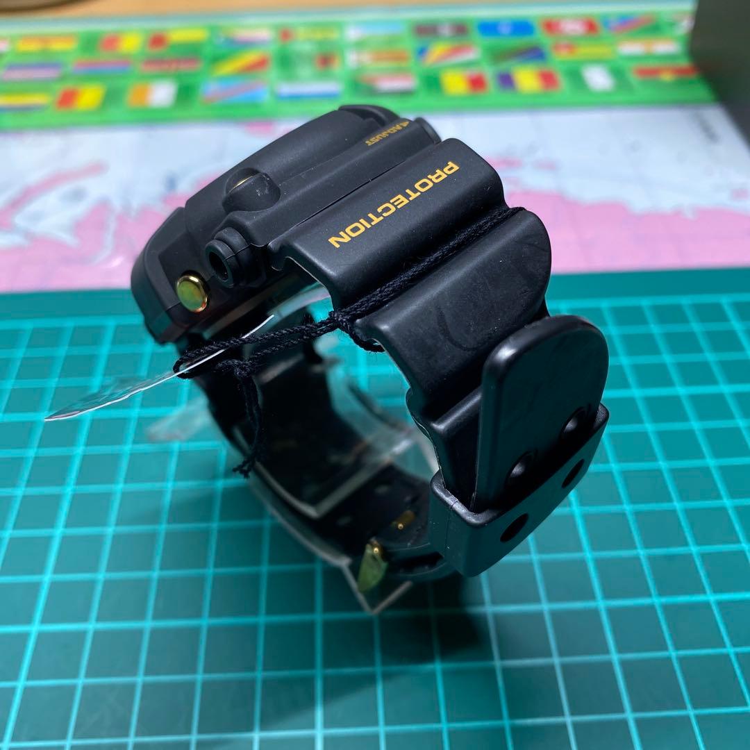 G-SHOCK FROGMAN'99 DW-8200BU-9AT 黒金蛙　カシオ