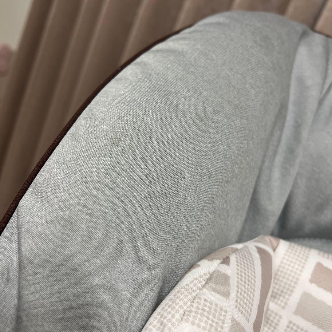 y*7様 Combi コンビ ネムリラ オート 電動タイプ ハイローチェア