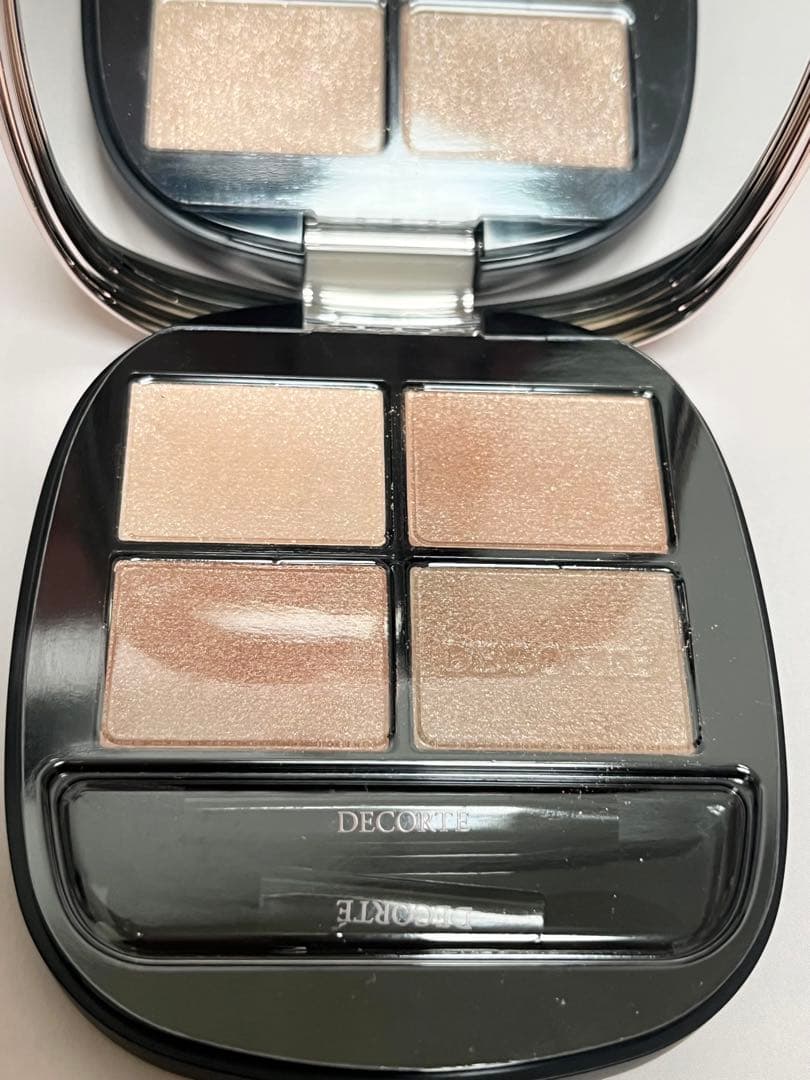 コスメデコルテ♡スキンシャドウデザイニングパレット新色09 アイシャドウ