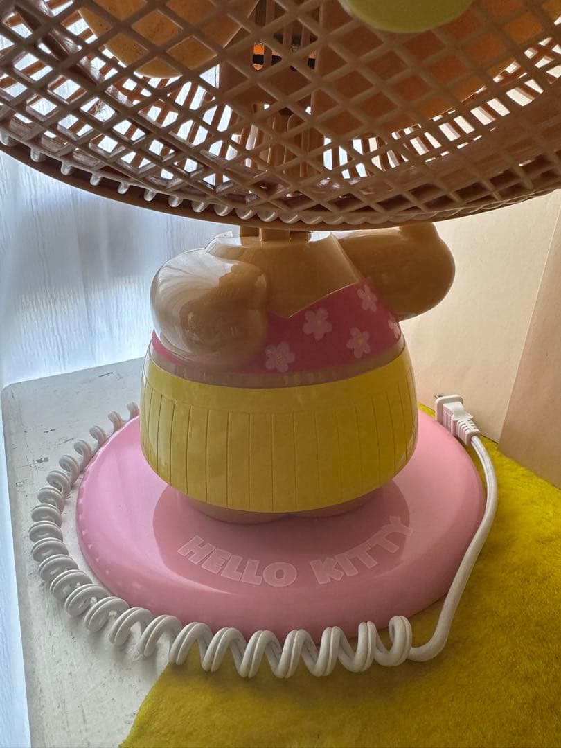 (専用) キティちゃん 黒ギャル ハイビスカス 扇風機