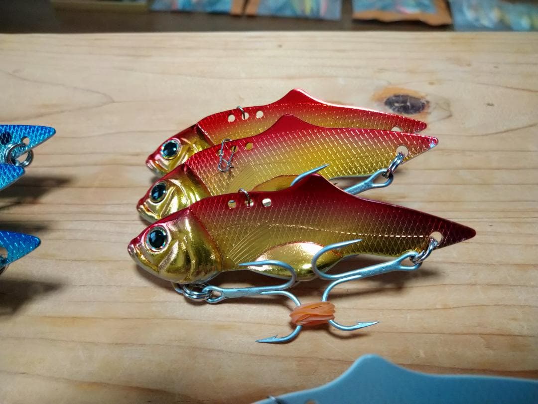 Daiwa　バイブジグ　60g　４色　12個セット