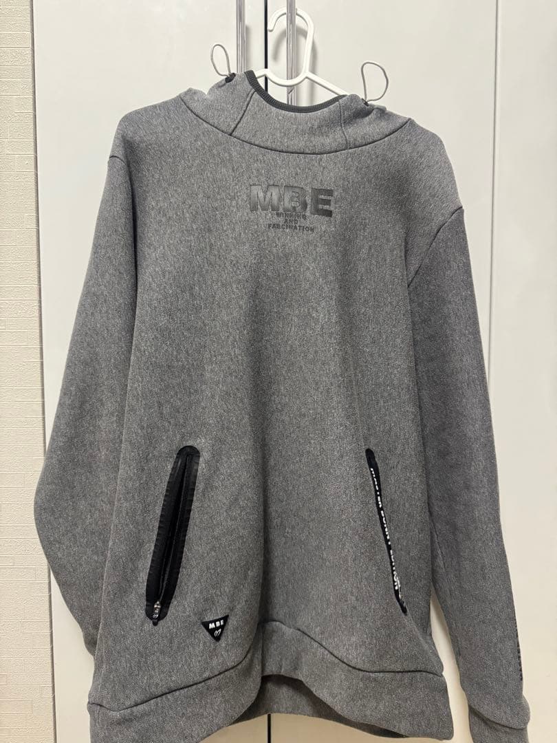 MASTER BUNNY EDITION パーカー