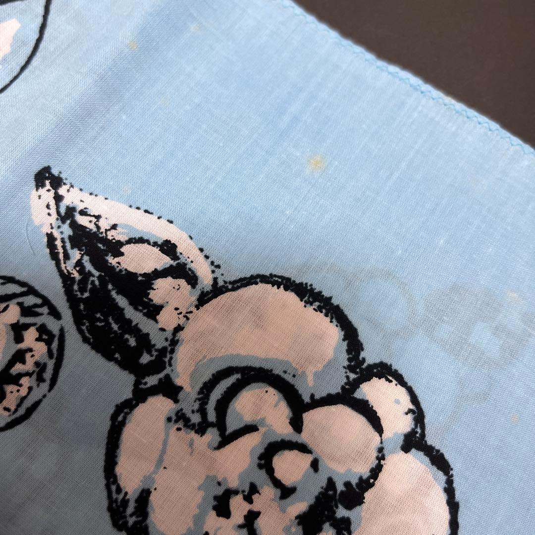 CHANEL 水色 ハンカチ　⚠️保管ジミあり‼️