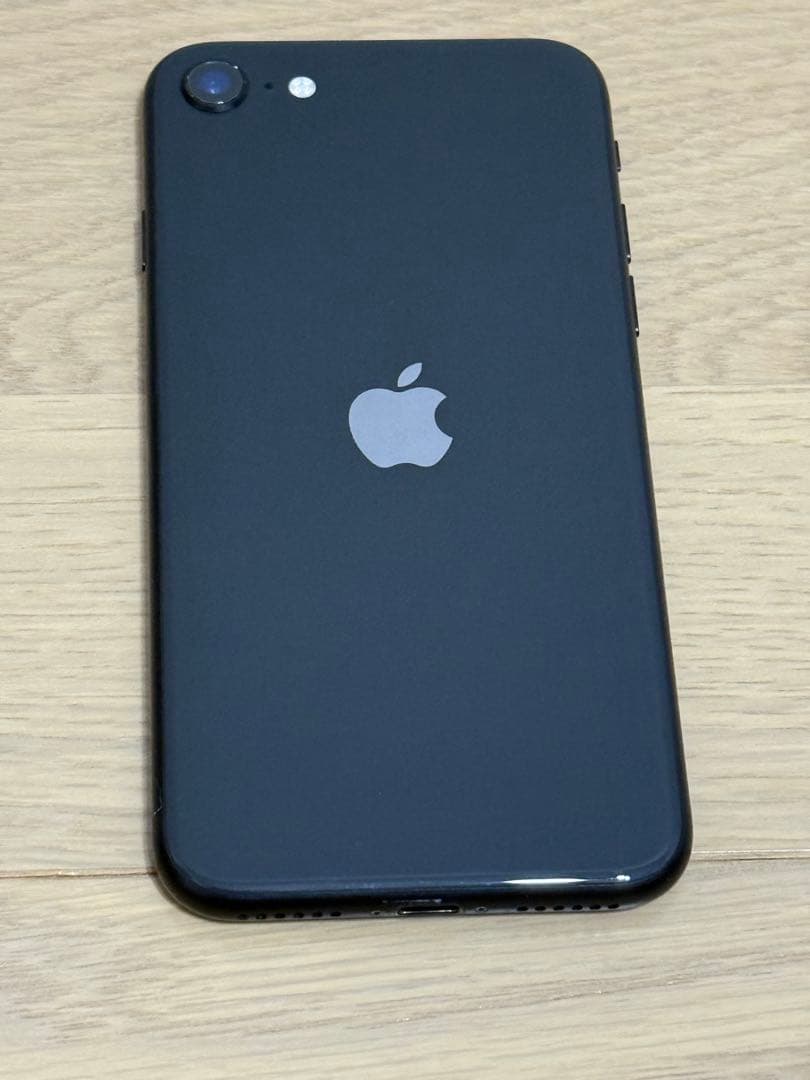 Apple iPhone SE (第2世代) 64GB SIMフリー