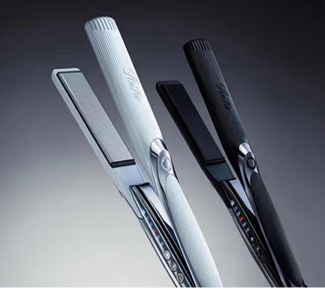 リファ　ストレートアイロン（水色）