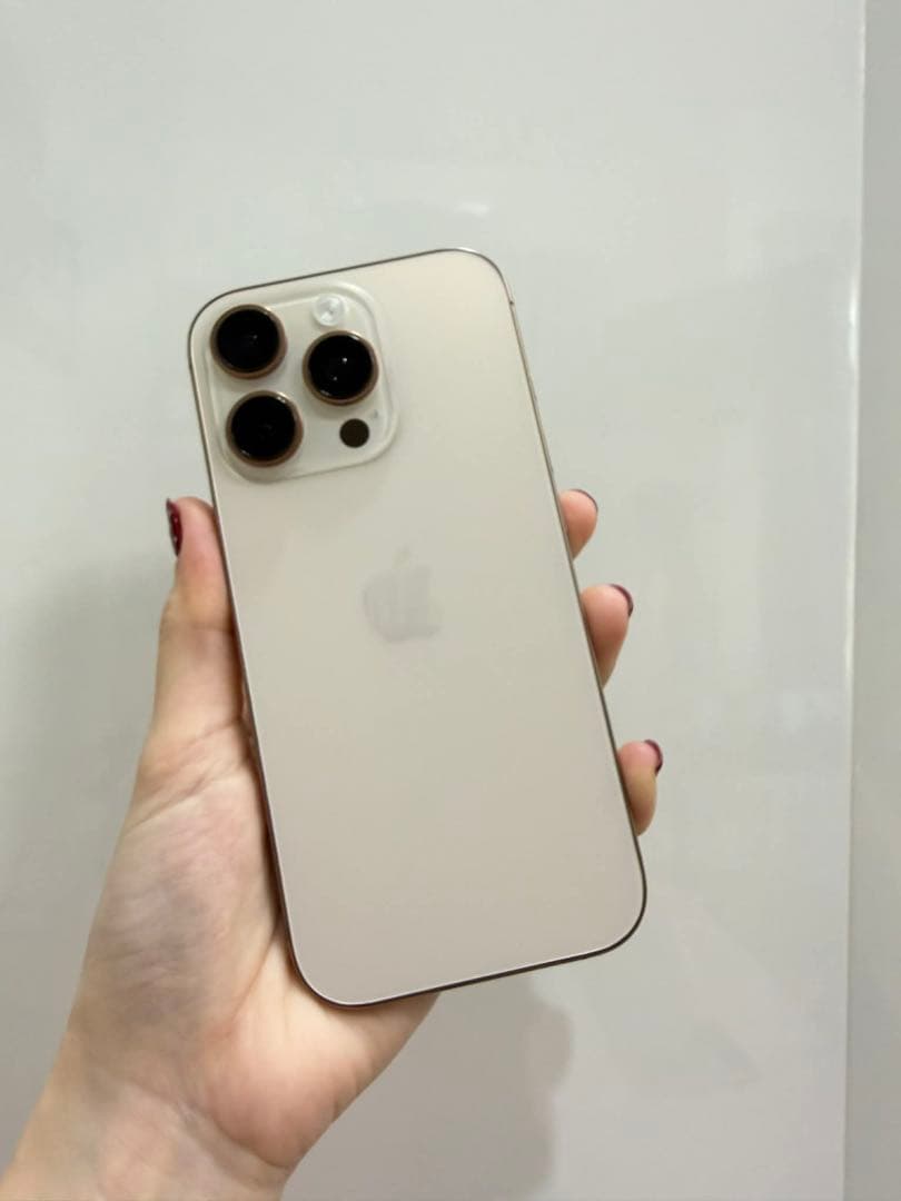 iPhone 16 pro 256GB バッテリ91%