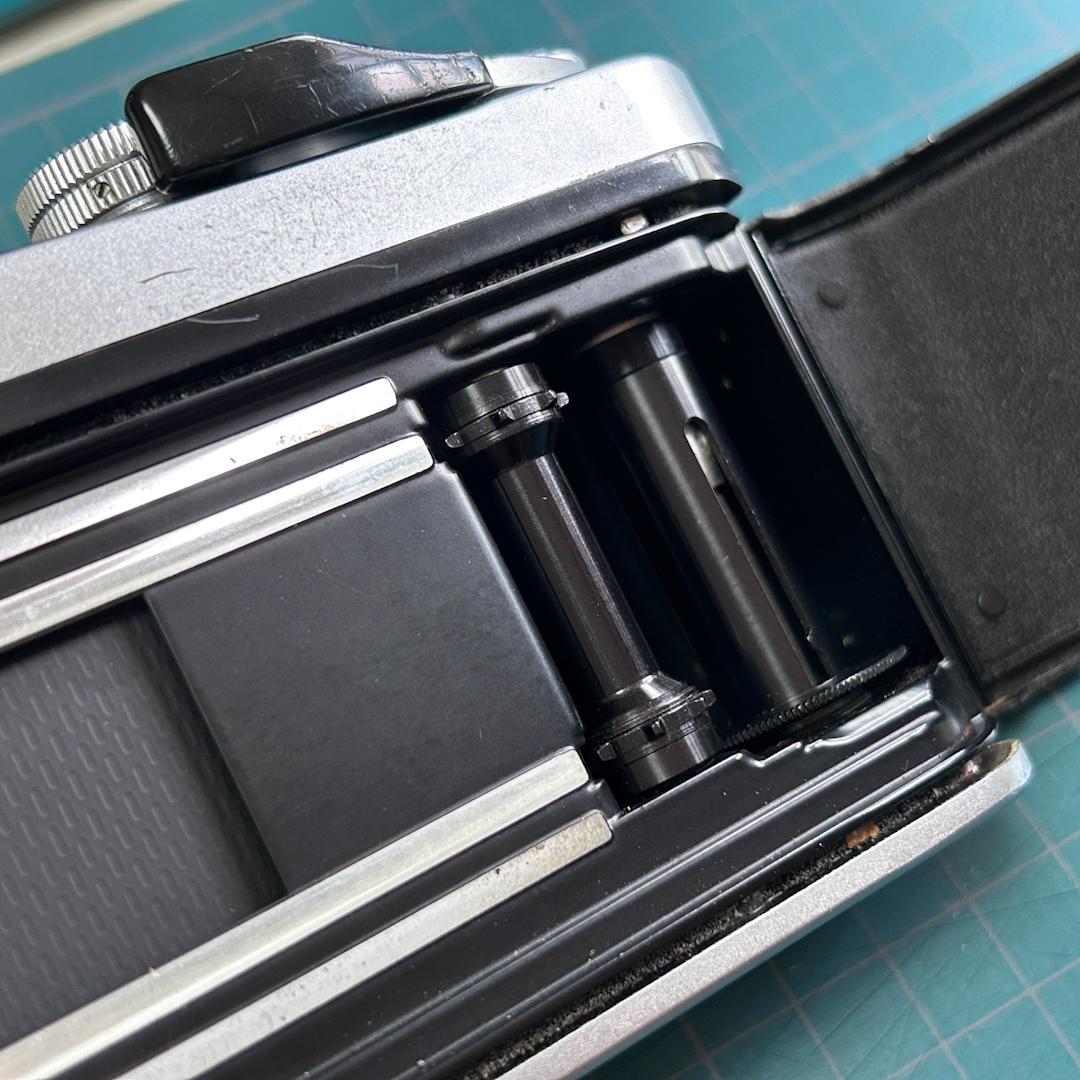 NIKON F2 フィルムカメラ 2台 ジャンク品 部品取り 中古品