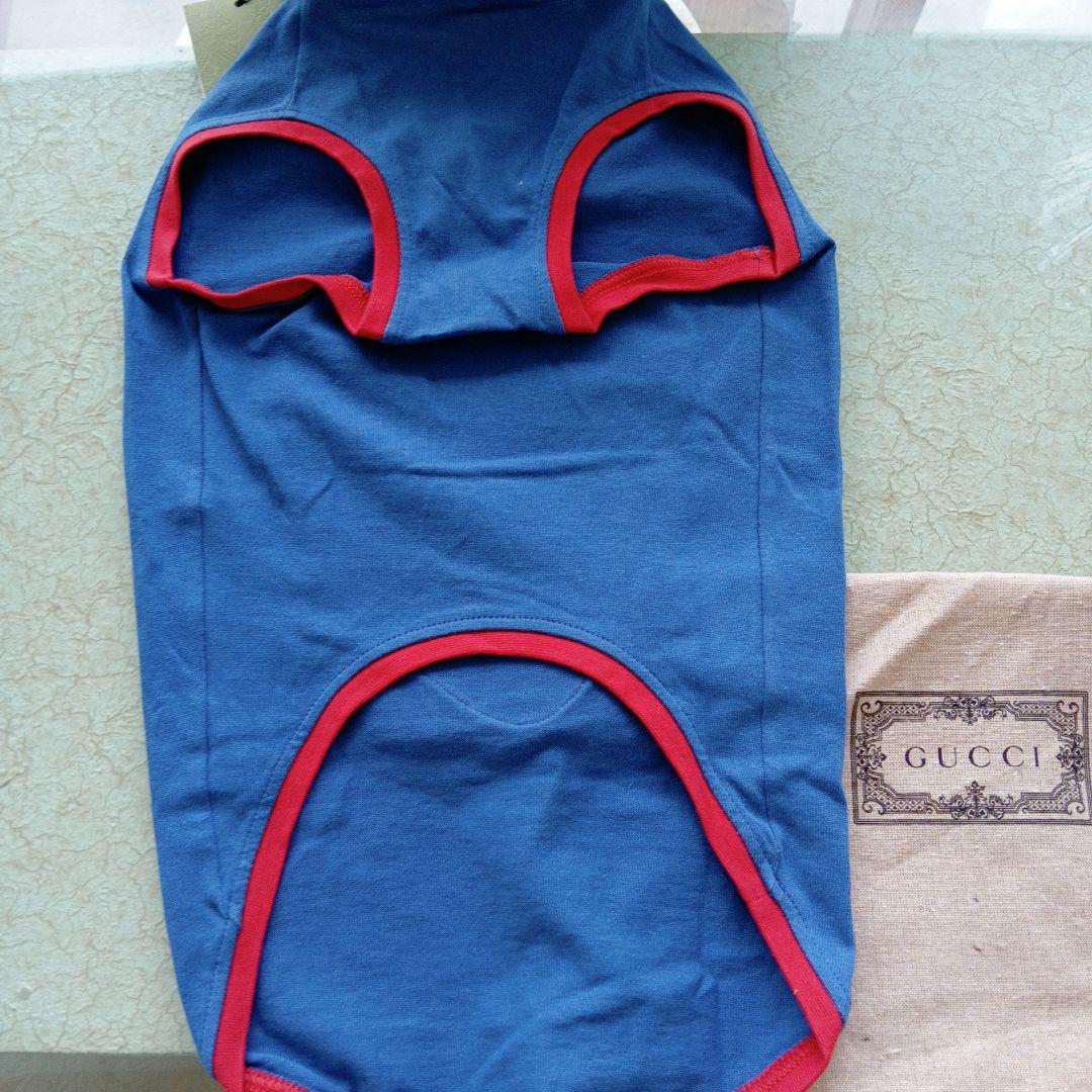GUCCI グッチ　イチゴ刺繍 犬服　ペット服　　新品未使用タグ付き　小型中型犬