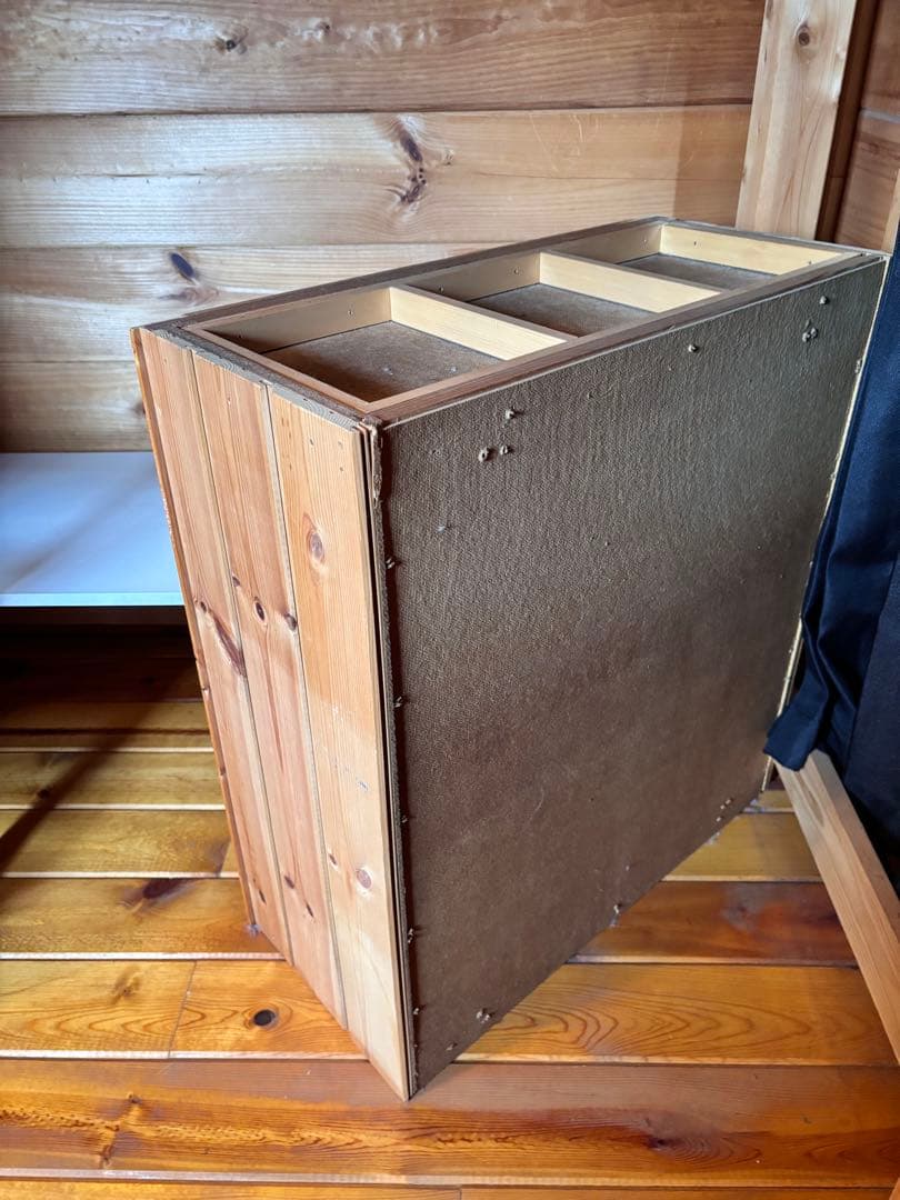 アンティーク調　家具　戸棚　吊り戸棚　収納家具