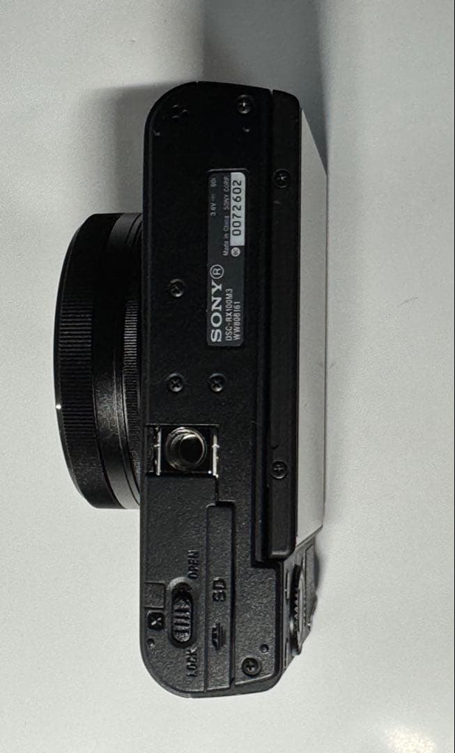 デジタルカメラ SONY cyber shot DSC RX100M3