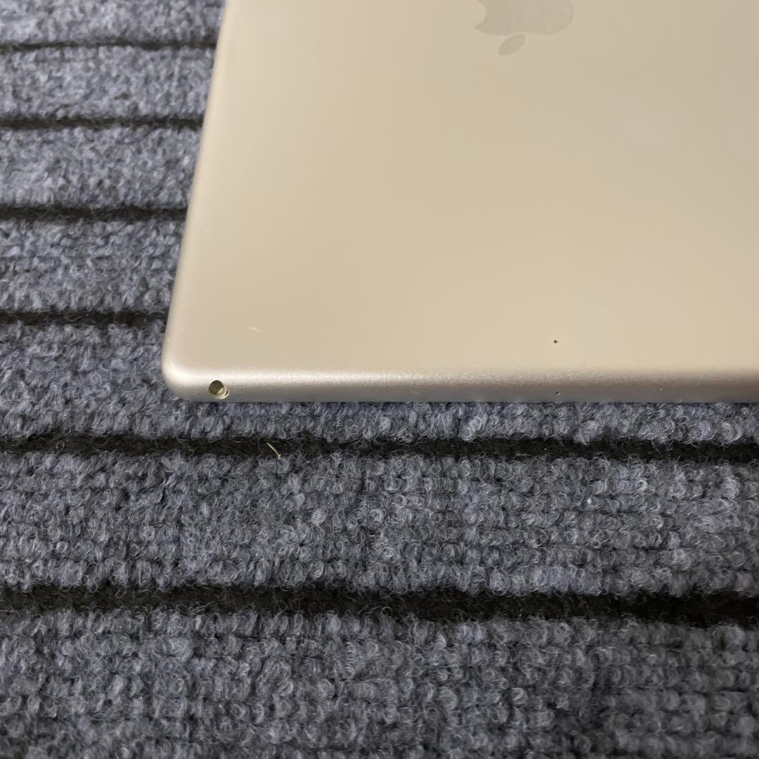 89 iPad 7世代 32GB Wi-Fi シルバー