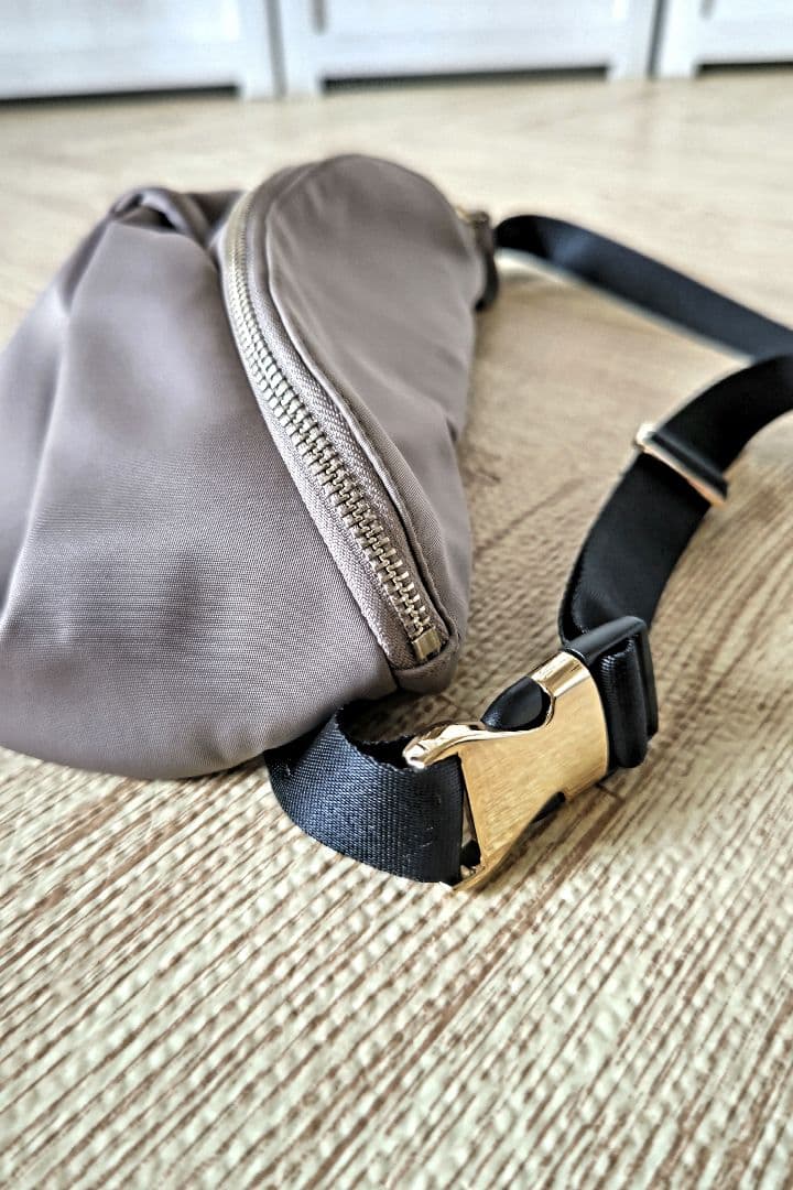 TOCCA 撥水RIBBON KNOT BODY BAG ボディバッグ