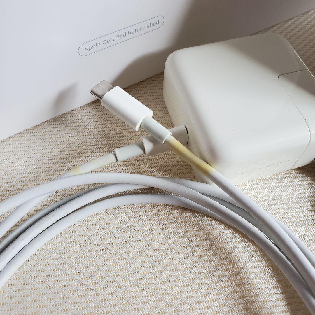 Macbook Air 13インチ　Intel Core i5