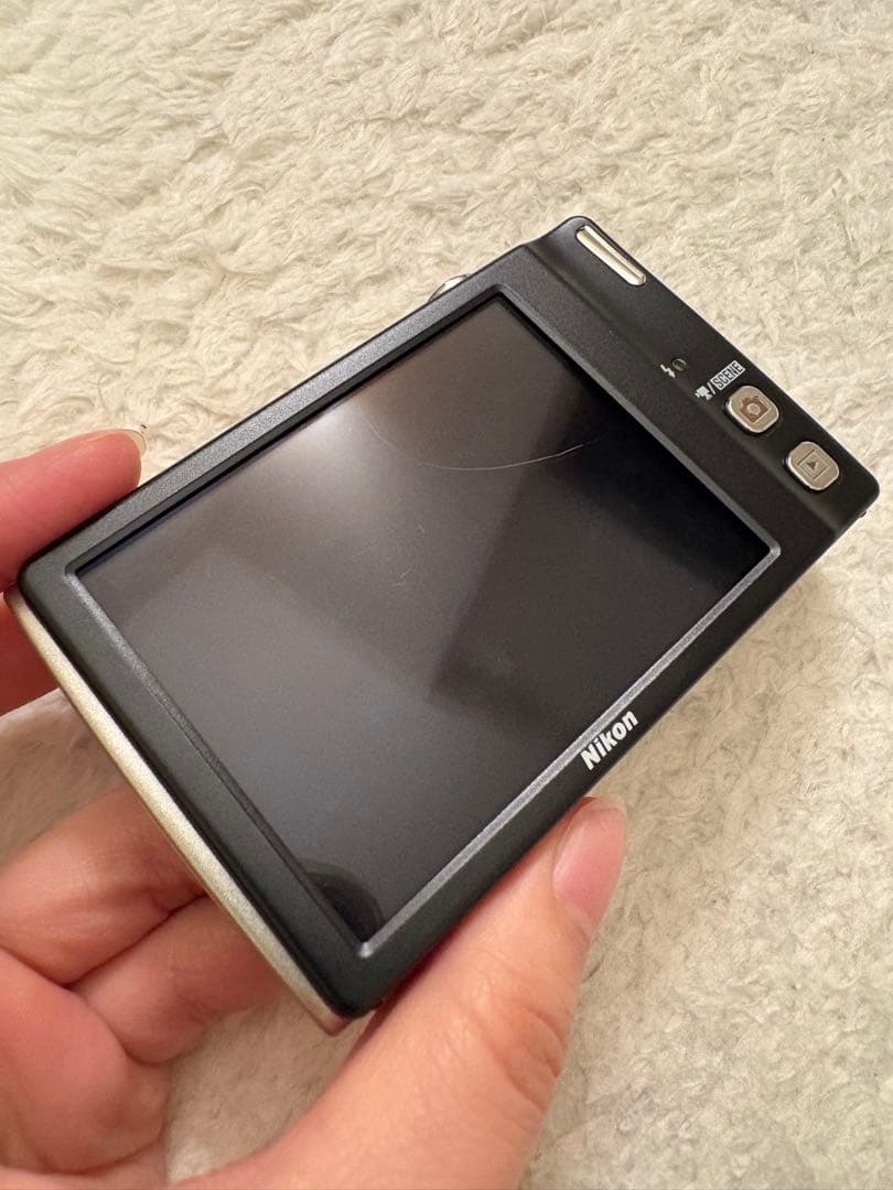 Nikon COOLPIX s4000シルバー