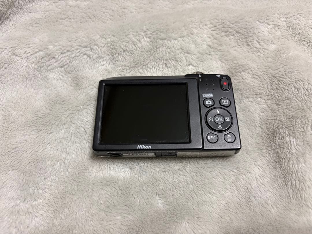 デジタルカメラ Nikon COOLPIX A100