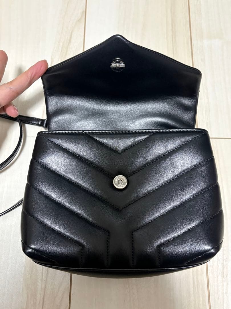 サンローラン ルル ショルダーバッグ