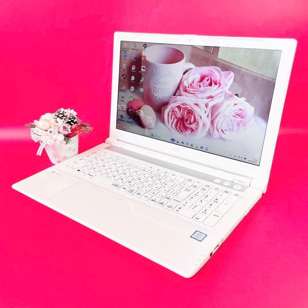 第8世代Corei7‼️16GB✨️薄型ノートパソコン✨️SSDカメラ付きWin11