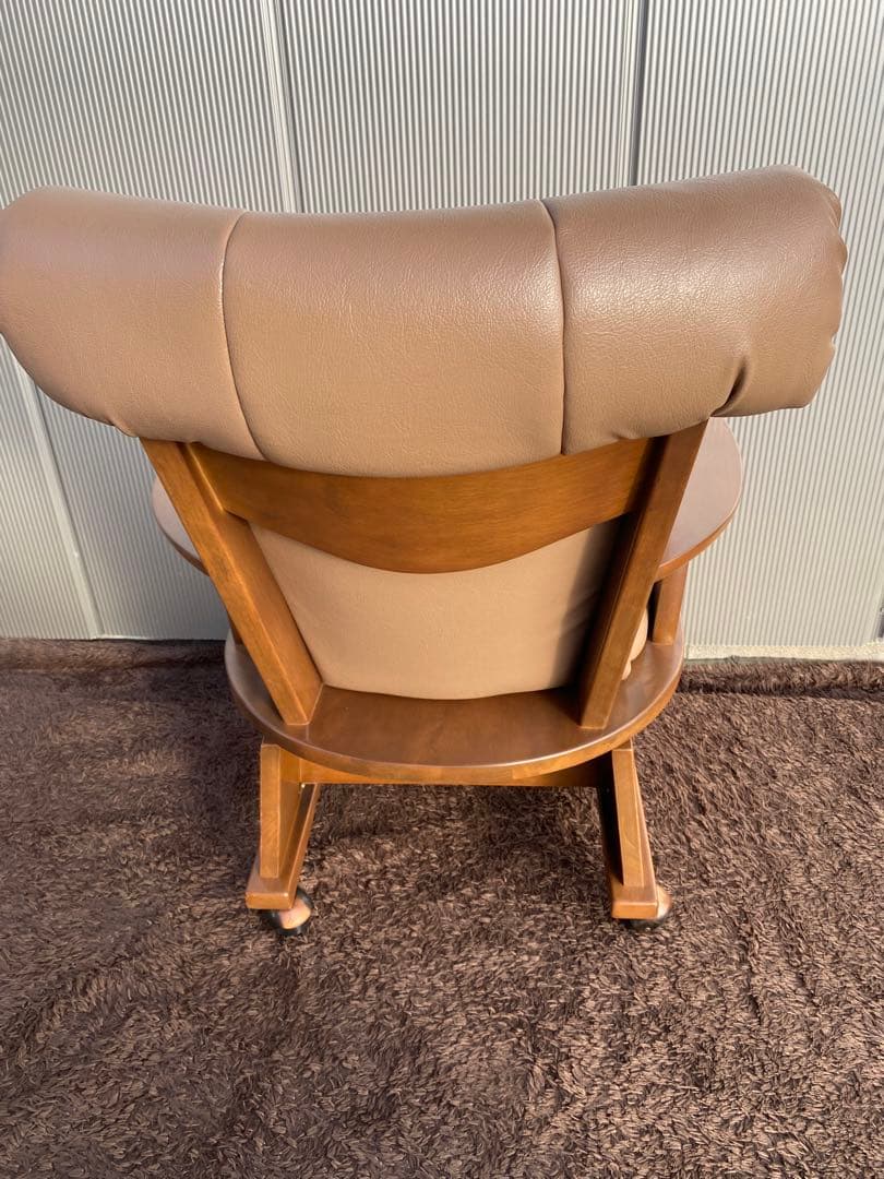 美品！木製アームチェア (キャスター付き)ヴィンテージ　レトロ